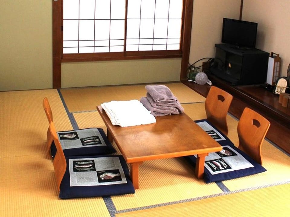三浜館 伊豆大島 Hotel in Japan
