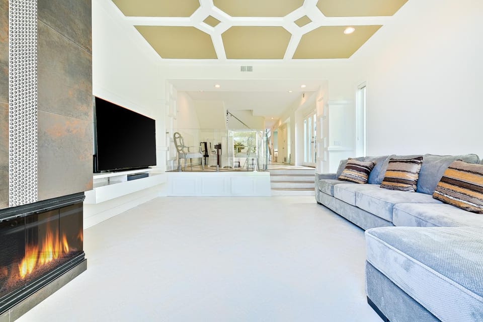 Windansea Beach Luxury - Spa, AC, Walk2Beach, Garage & fast WiFi House in La Jolla