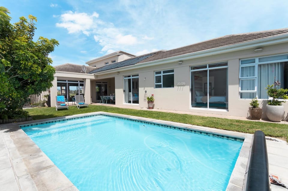 Sunset Westchester Villa Villa in Cape Town