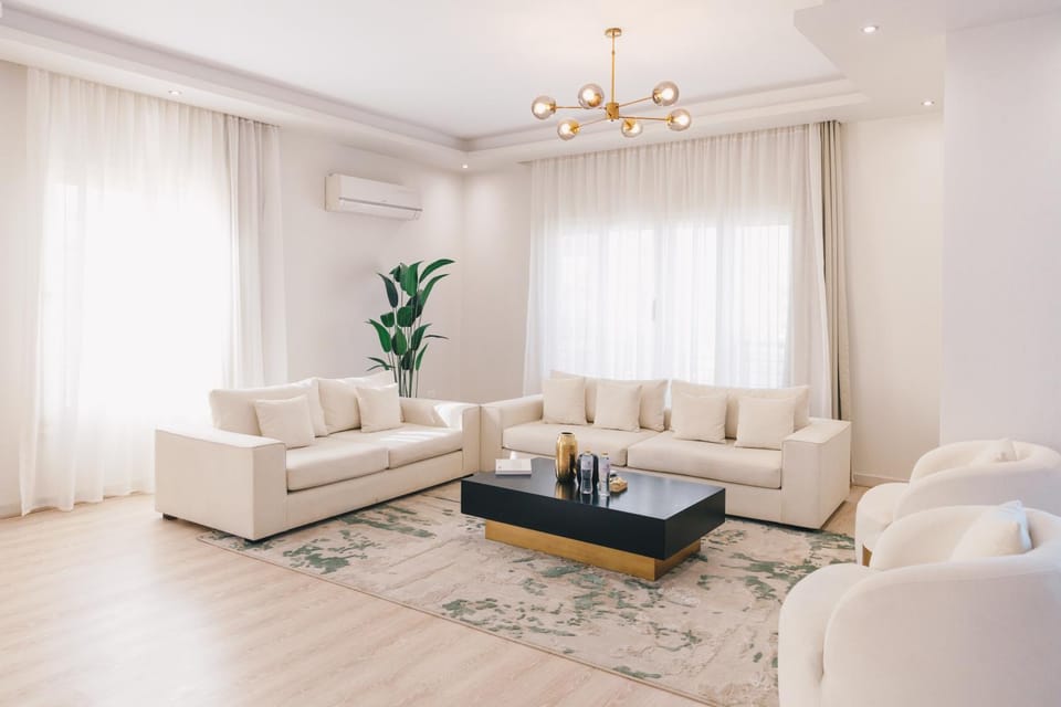 Living room, Seating area, air conditioner