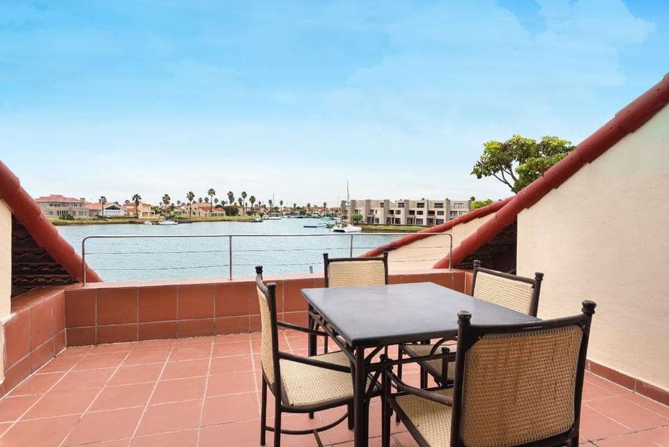 Patio, Balcony/Terrace, River view