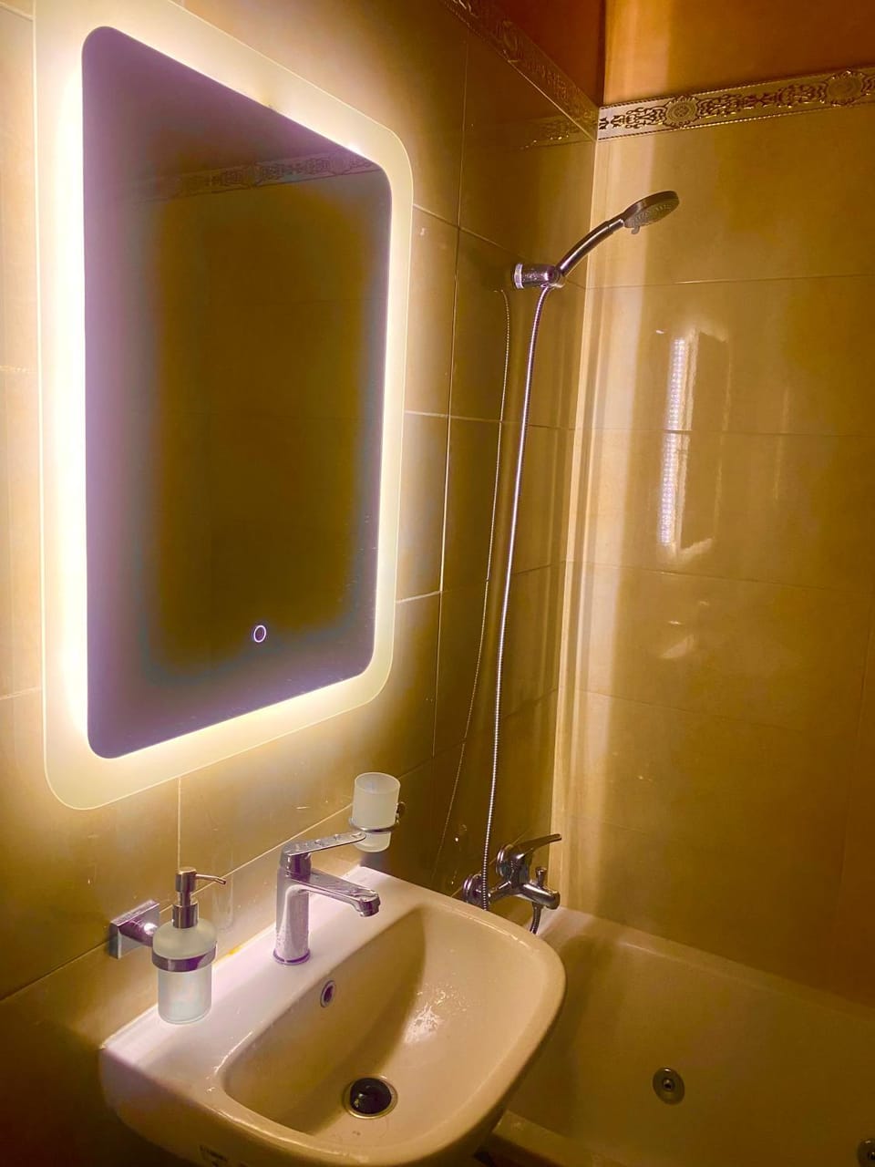 Shower, Bath