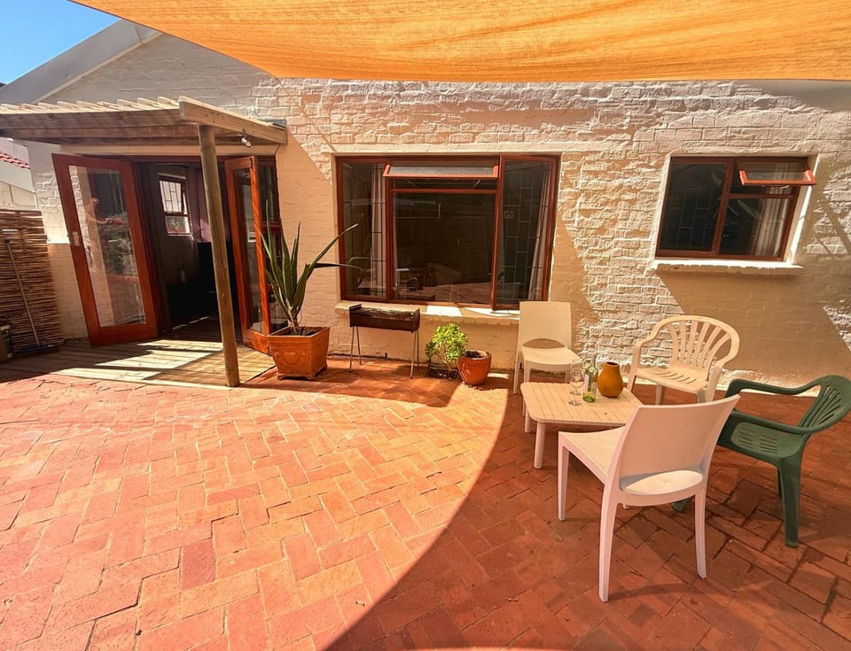 Patio, BBQ facilities