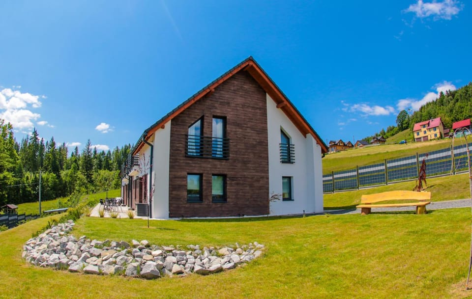 Property building, View (from property/room), Garden view, Mountain view