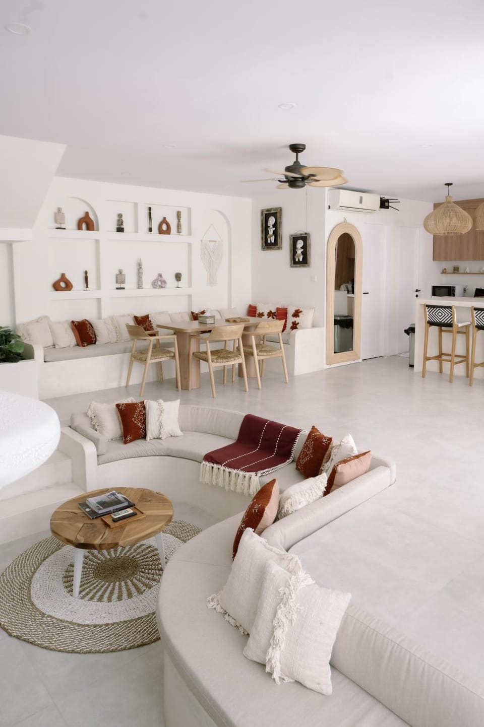 Living room, Seating area, fireplace