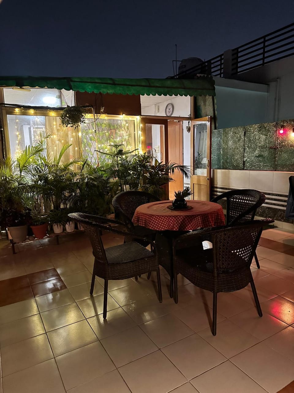 Breezy Rooftop Retreat Apartment in Delhi