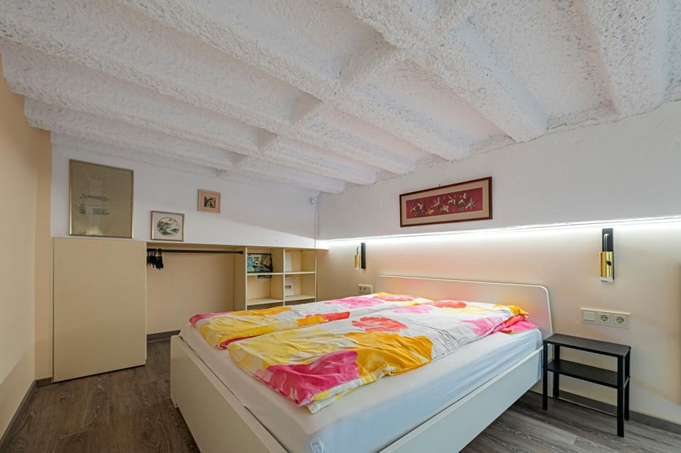 Bed, Bedroom, wardrobe
