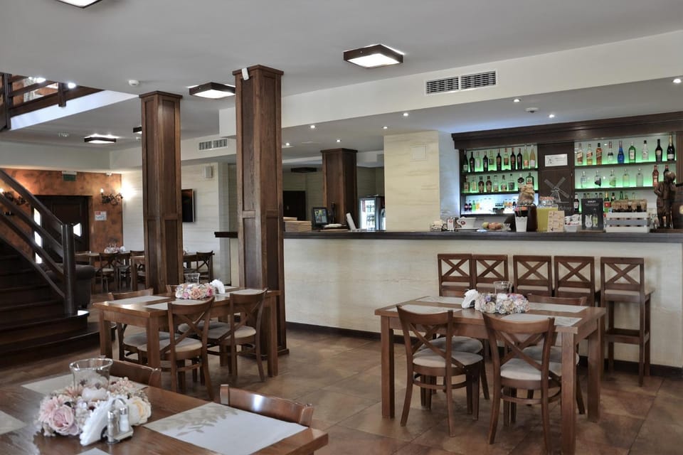 Restaurant/places to eat