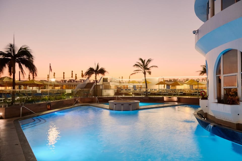 Property building, Swimming pool, Sunrise