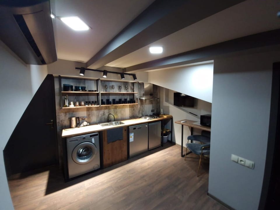 kitchen, air conditioner
