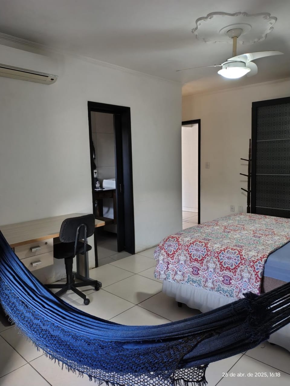 Hostap de frente com sacada Apartment in Porto Alegre