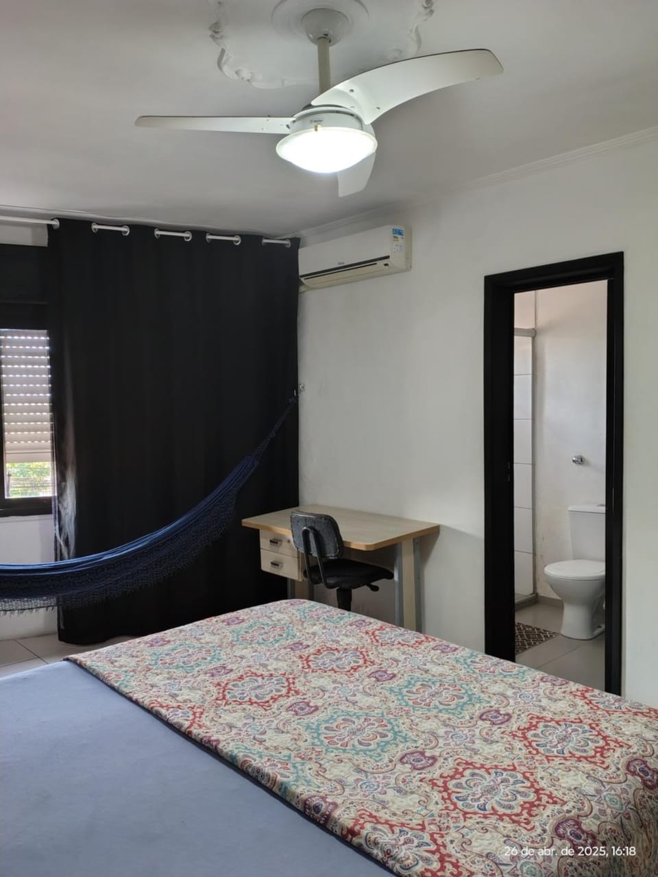 Hostap de frente com sacada Apartment in Porto Alegre