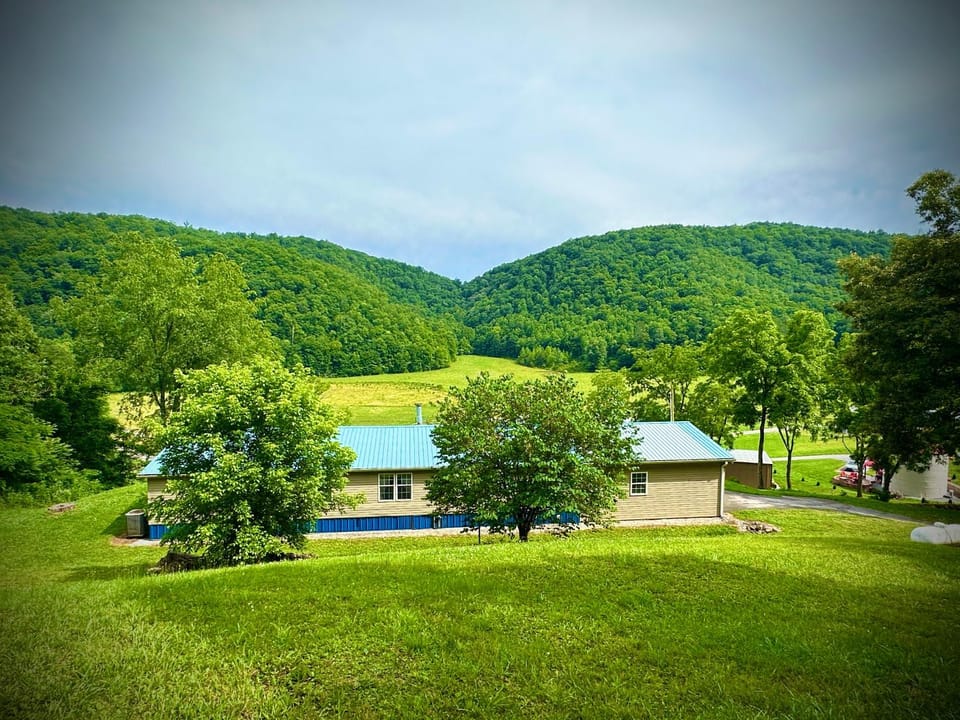 Property building, Natural landscape, Mountain view