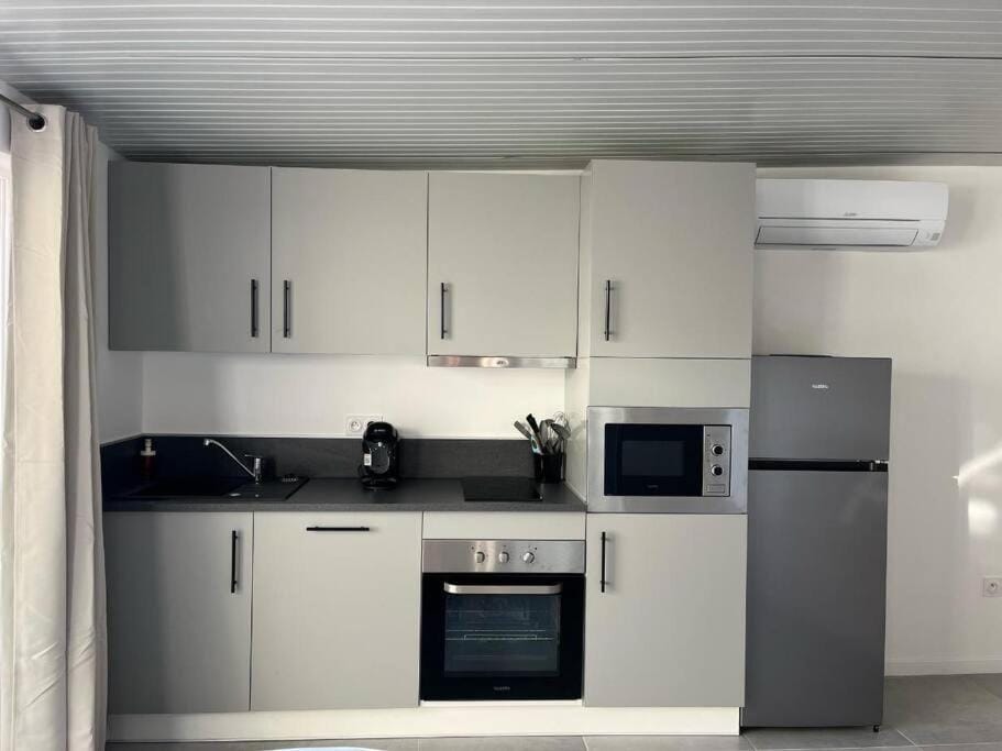 Maisonnette Apartment in Bormes-les-Mimosas