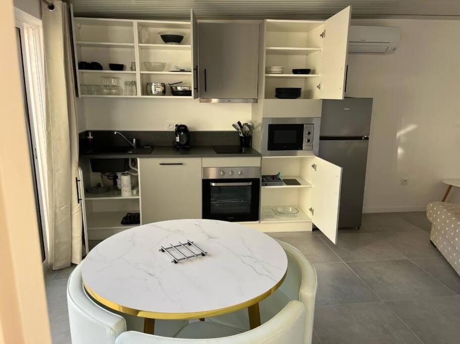 Maisonnette Apartment in Bormes-les-Mimosas