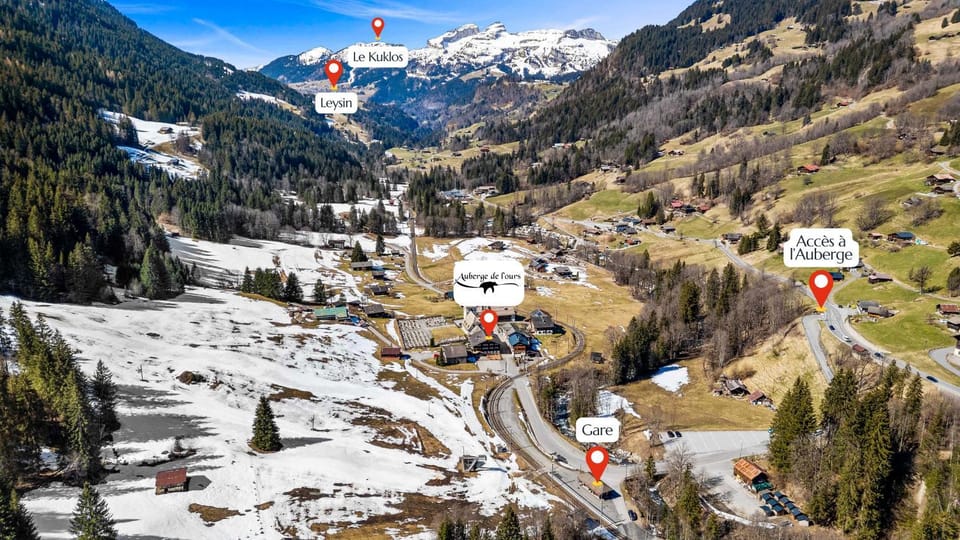 Nearby landmark, Natural landscape, Bird's eye view, Winter, Mountain view