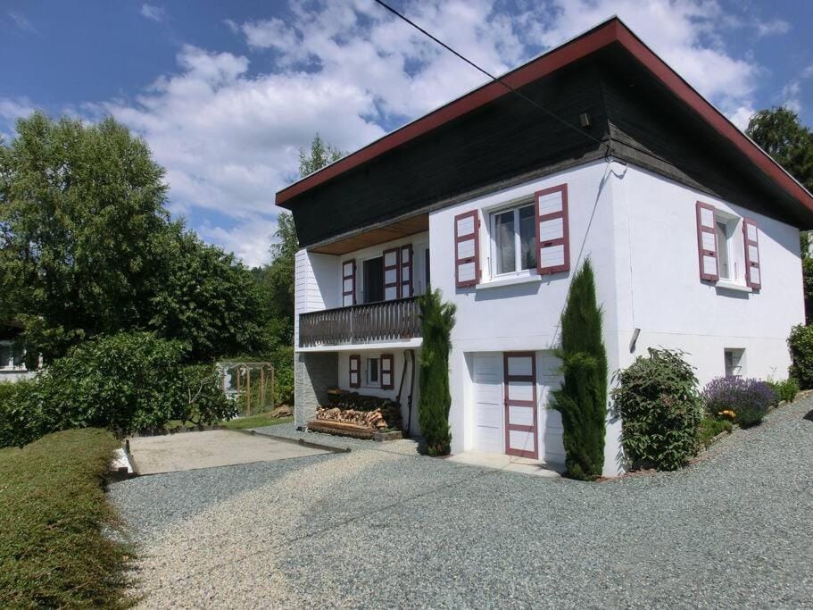 Property building, Parking