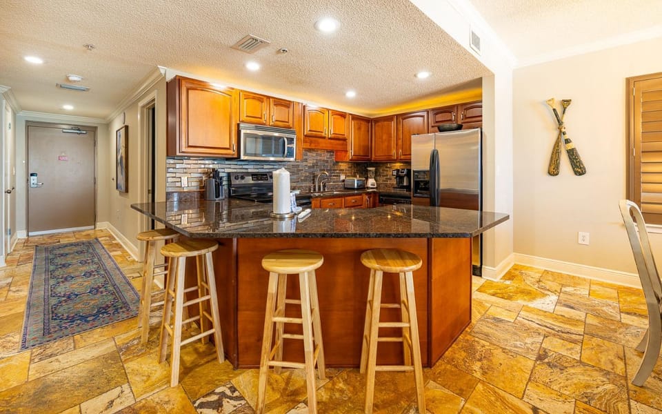 Phoenix X 617 Apartment in Ono Island