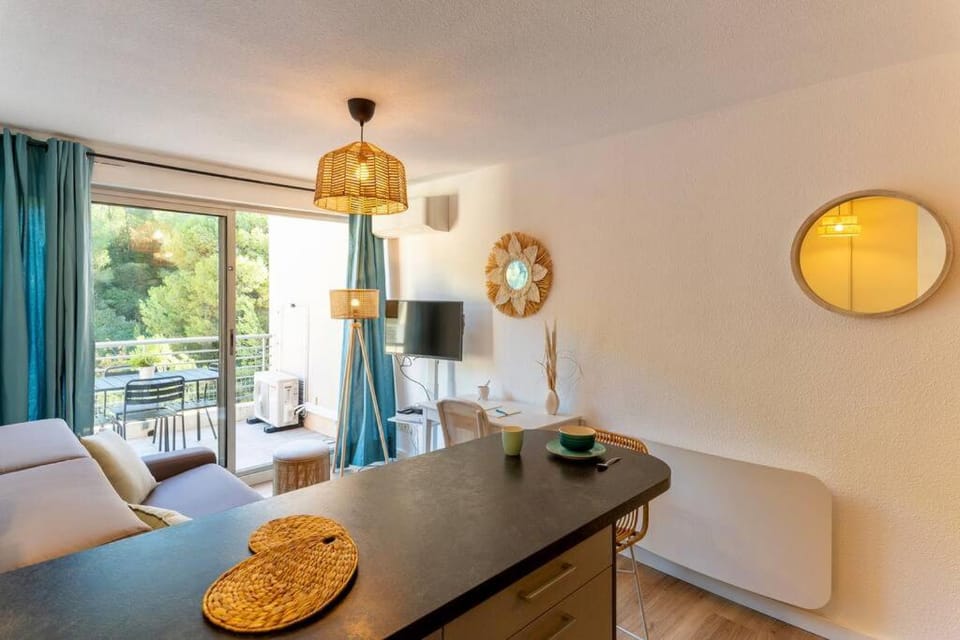 Appartement rénové, calme et proche des plages. Apartment in Occitanie