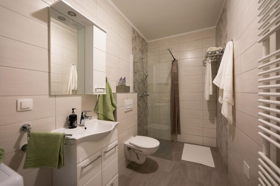 Apartman IVANA - private parking Apartment in Croatia