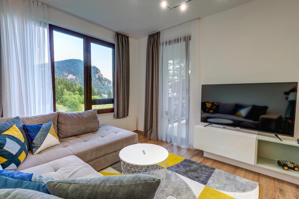 N.Joy Holiday Apartment 534 by Oak Residence Apartment in Bulgaria