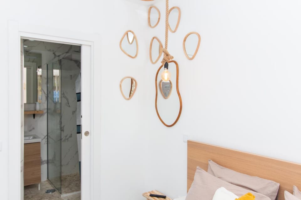 Shower, Bathroom, Bedroom