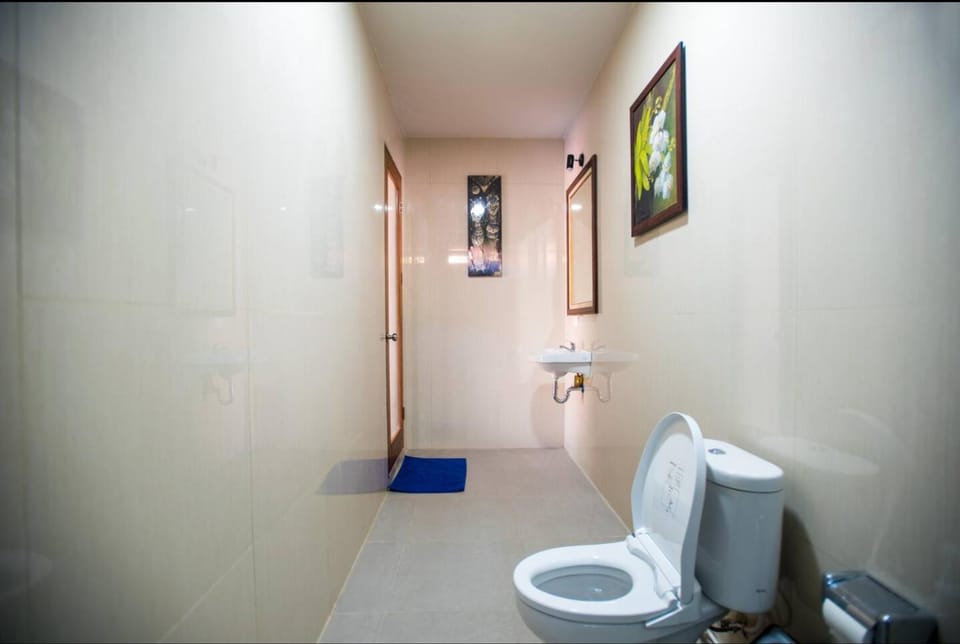 Toilet, Bathroom