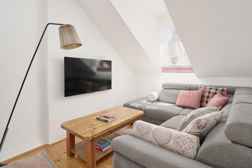 TV and multimedia, Living room