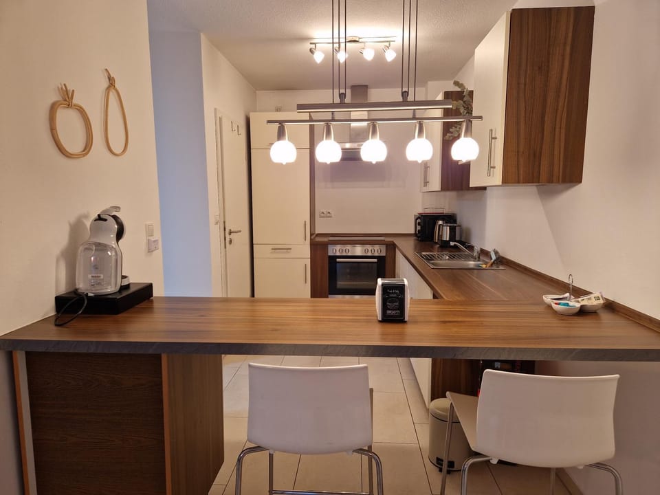 Coffee/tea facilities, Kitchen or kitchenette