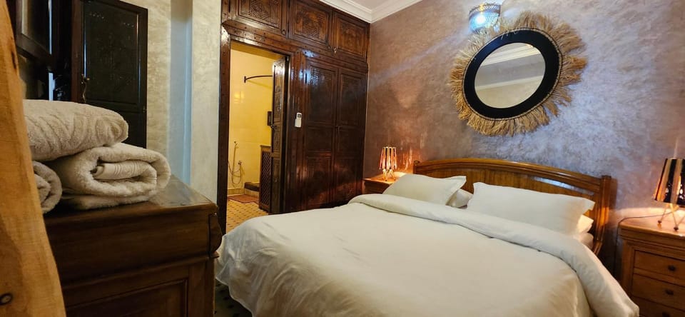 Bed, Bedroom, wardrobe