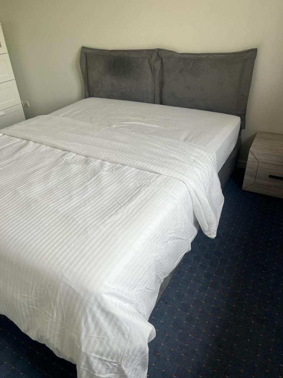 Grande maison à Vaulx en Velin Carré de Soie Vacation rental in Vaulx-en-Velin