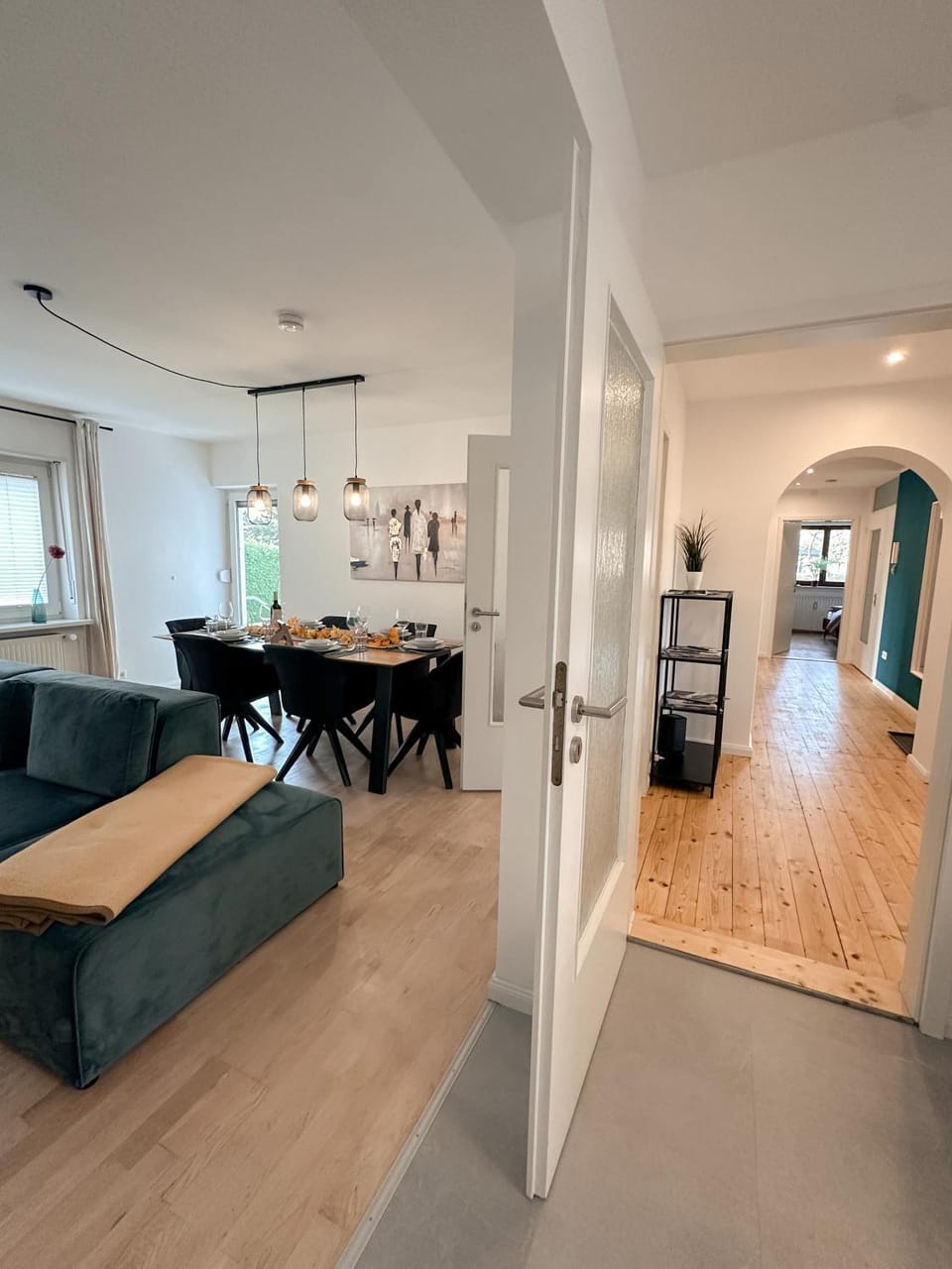 Living room, Dining area
