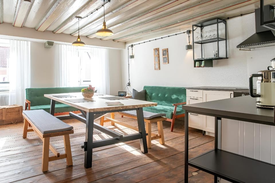 Living room, kitchen