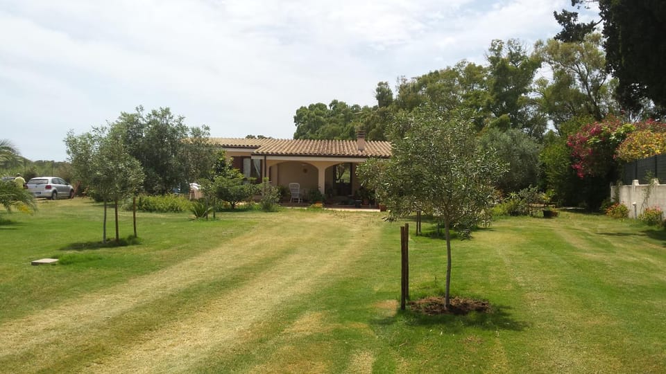 Property building, View (from property/room), Street view