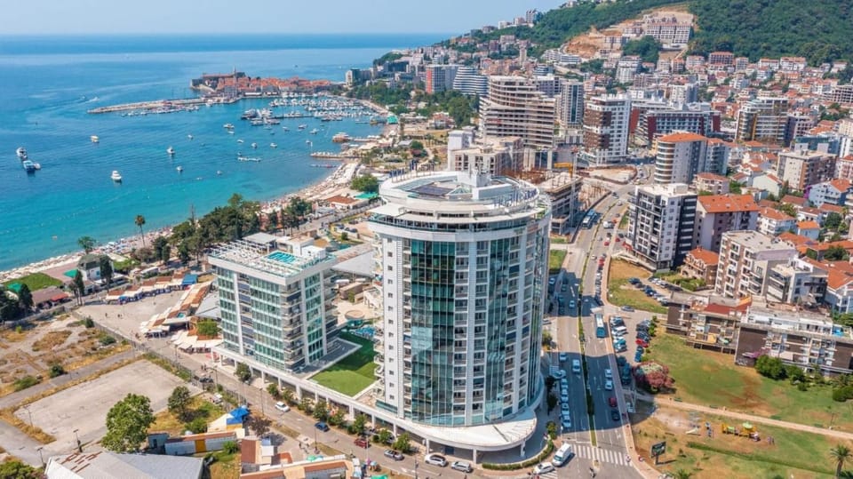 Tre canne apartment B - two bedrooms with bathroom and balcony Apartment in Budva