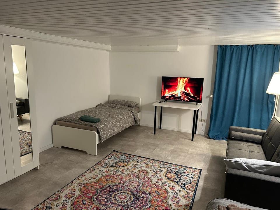 Souterrain Wohnung in der Nähe vom Düsseldorfer Flughafen Apartment in Dusseldorf