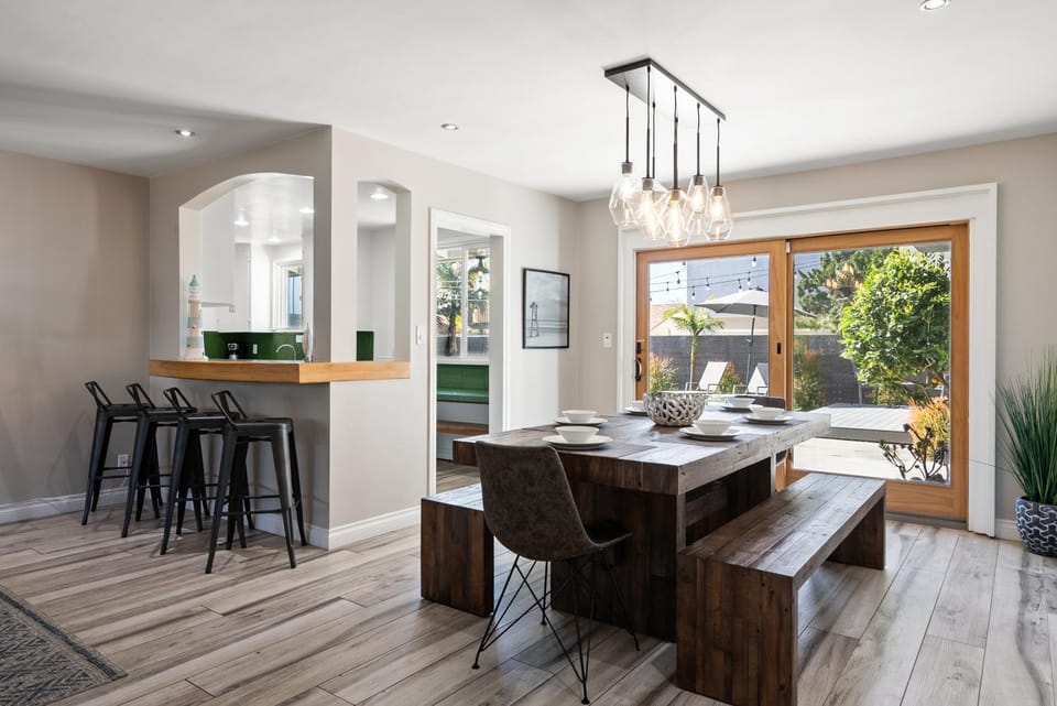 Bird Rock Dreams - Ocean Views, Massive Yard, Outdoor Dining, Fast Wifi & AC! House in La Jolla