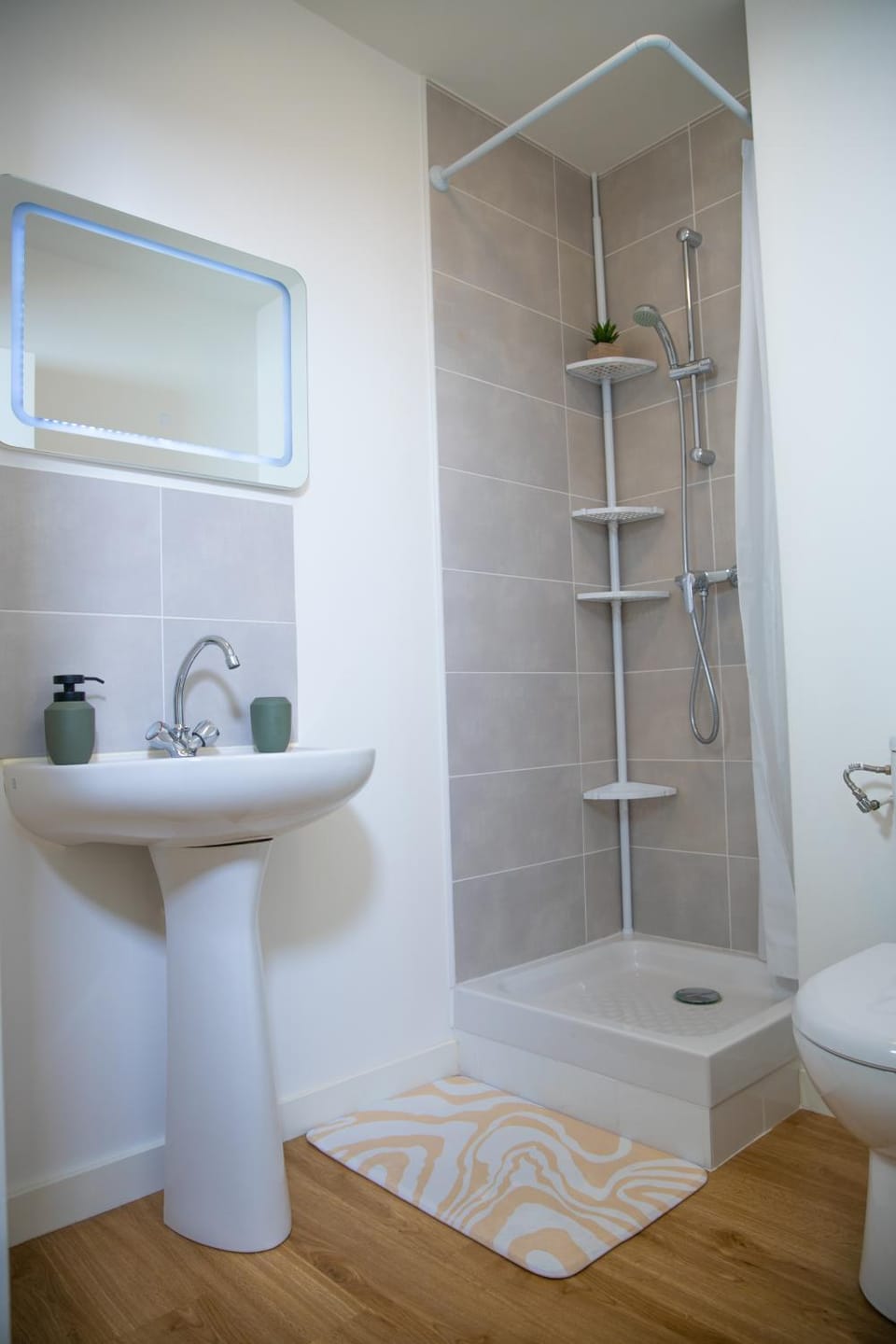 Le Beverley Studio - Centre-ville - Fibre - Netflix Apartment in Brittany
