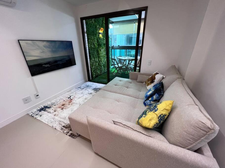 Living room, Photo of the whole room, Seating area