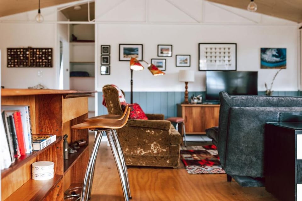 s u n s e t s h a c k Binalong House in Binalong Bay