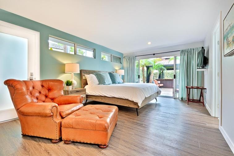 Shores Perfection - Spa, AC, Pet Friendly, Parking, Fire Pit & Massive Private Yard! House in La Jolla Shores