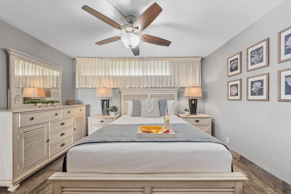 Papakea A108 · PK A108 Remodeled OceanFront Studio w Ocean Views House in Kaanapali