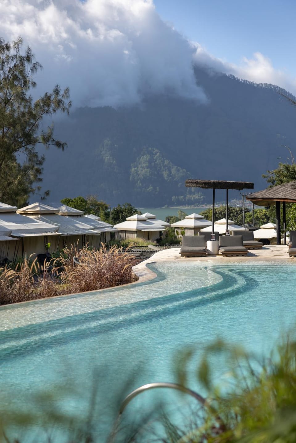 Day, Natural landscape, Mountain view, Pool view, Swimming pool, Swimming pool, sunbed