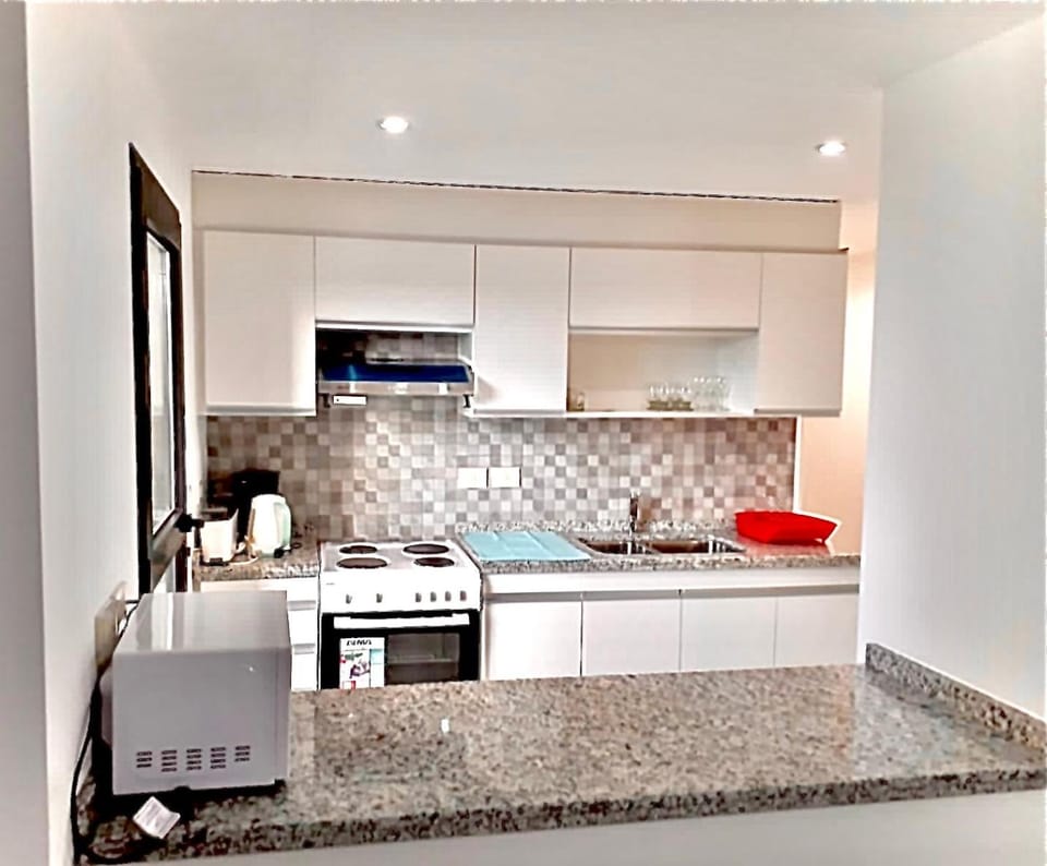 Kitchen or kitchenette, minibar, pet friendly, stove, toaster