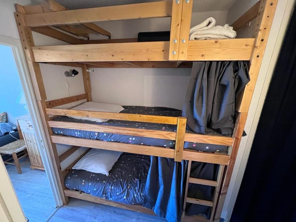 Studio Cabine Spacieux avec Balcon et Coin Repas - FR-1-593-99 Cabin in Catalonia