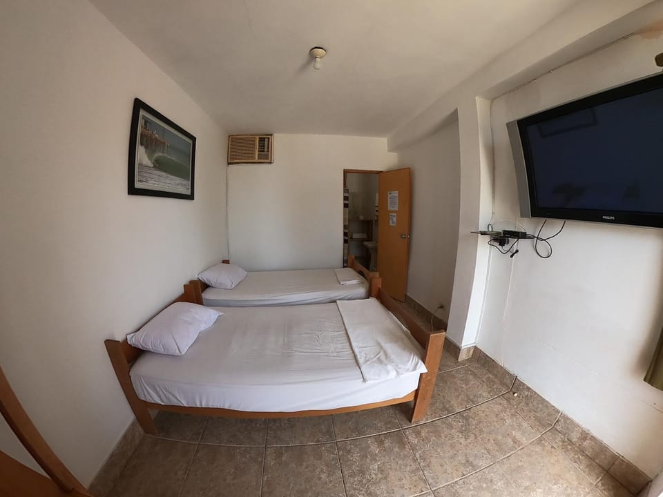 TV and multimedia, Photo of the whole room, towels
