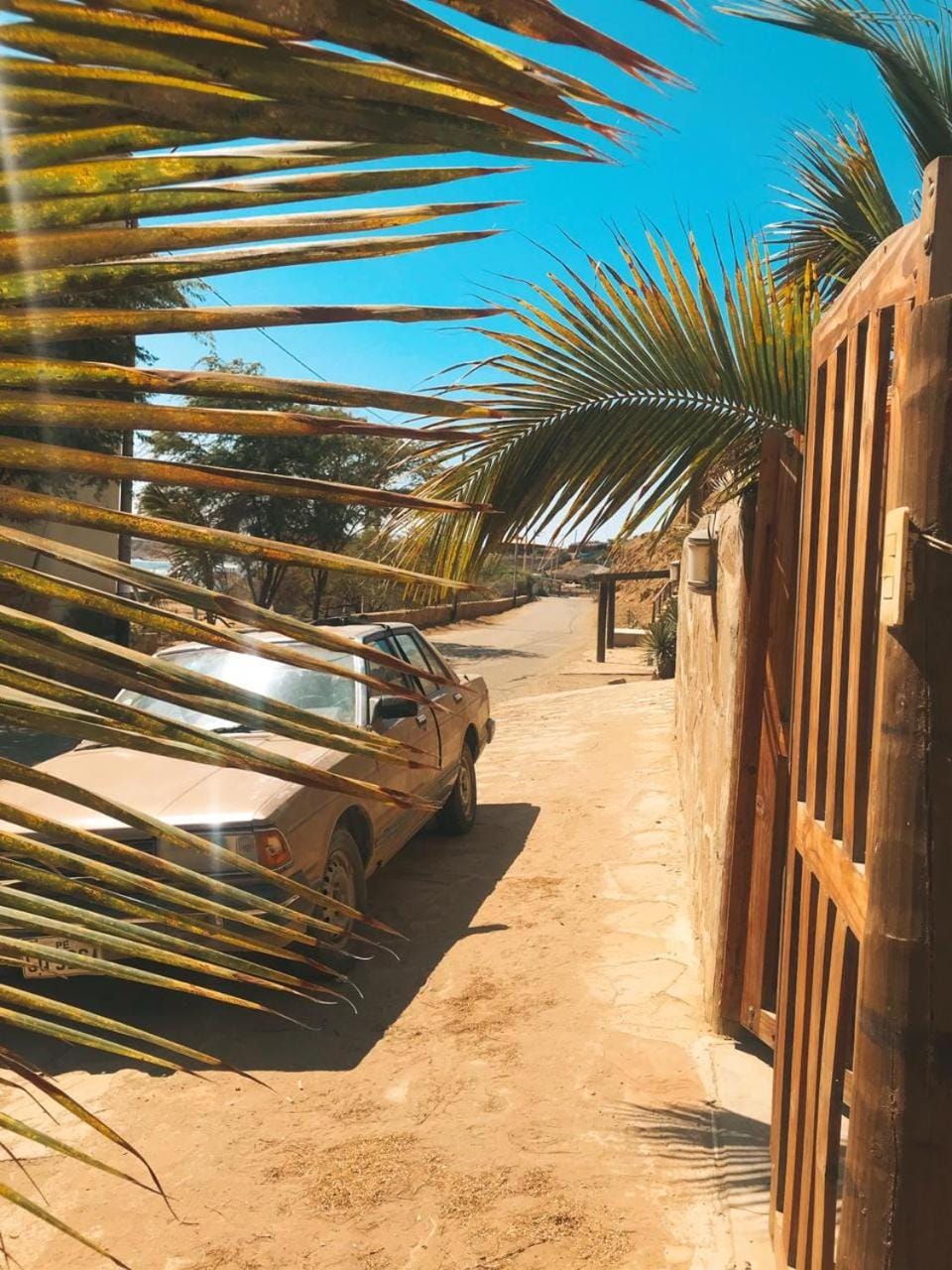Facade/entrance, Street view, Quiet street view
