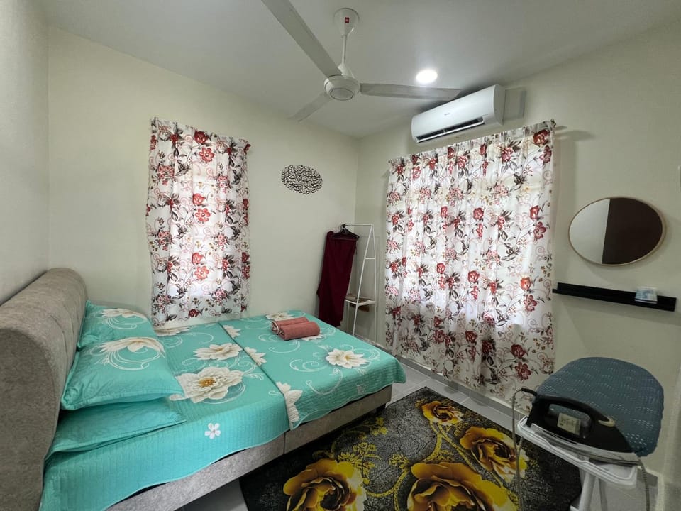 Homestay Teratak Ainaz Villa in Kedah