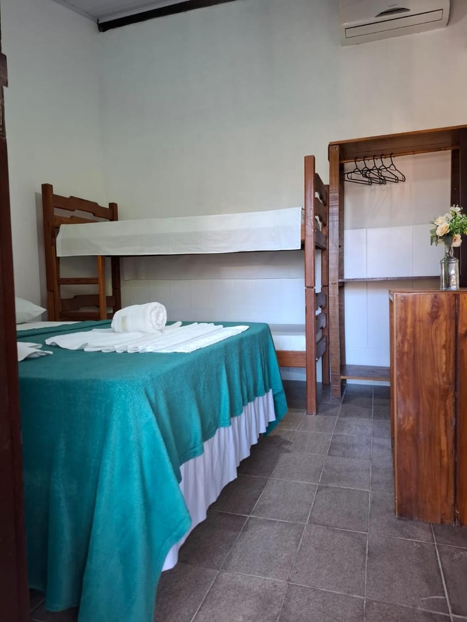 Pousada Biribiri Arraial D'ajuda - À 10 metros da Rua Mucugê Hotel in Arraial d'Ajuda