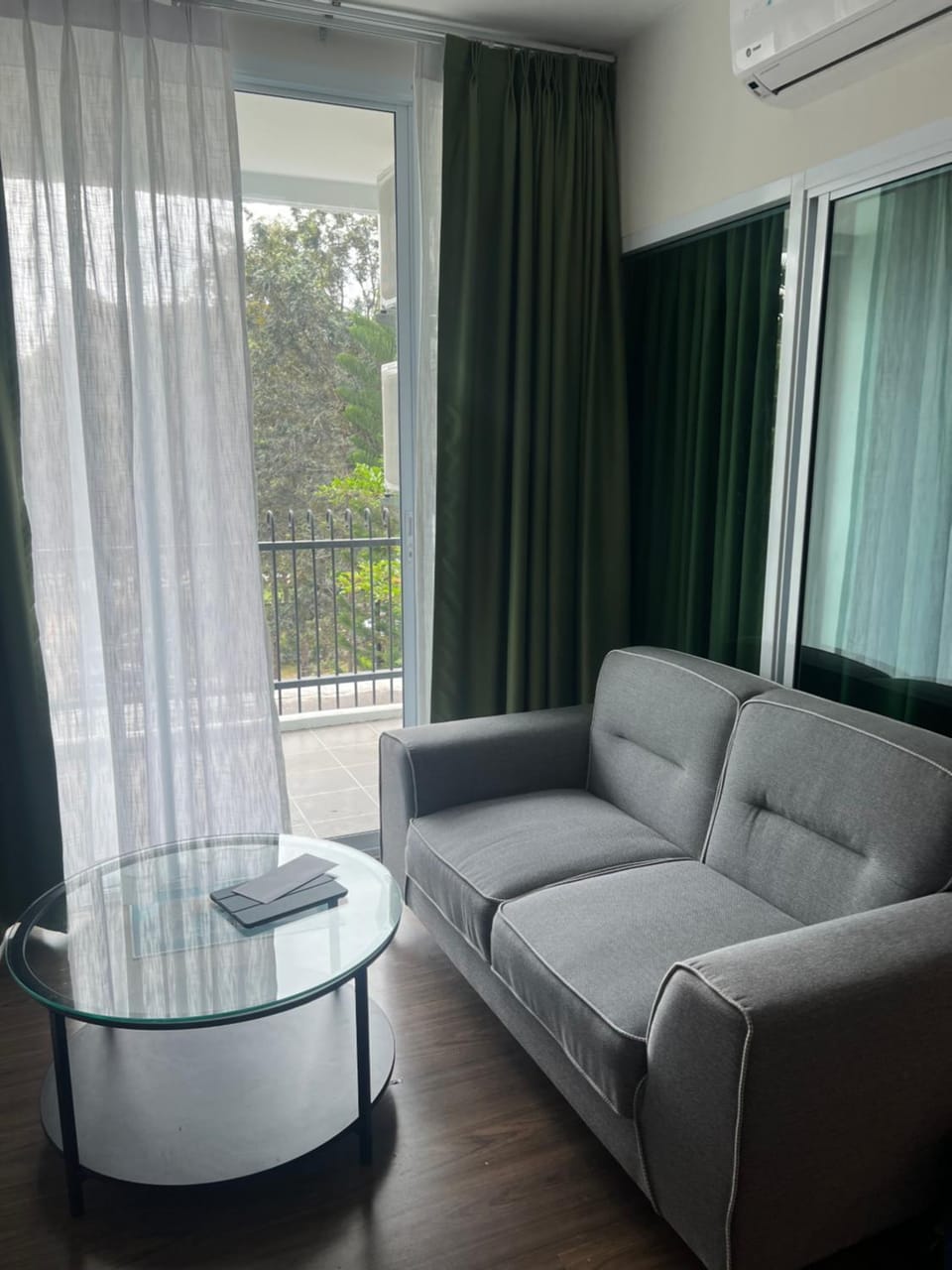 Seating area
